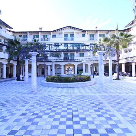 Cytrus Apartament Villa Marina di Massa Buitenkant foto