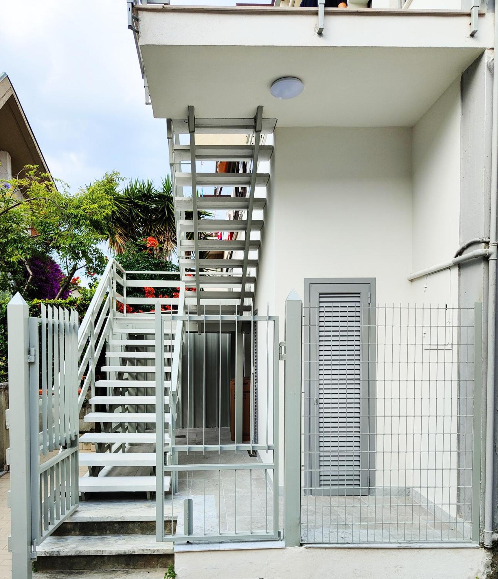 Cytrus Apartament Villa Marina di Massa Buitenkant foto