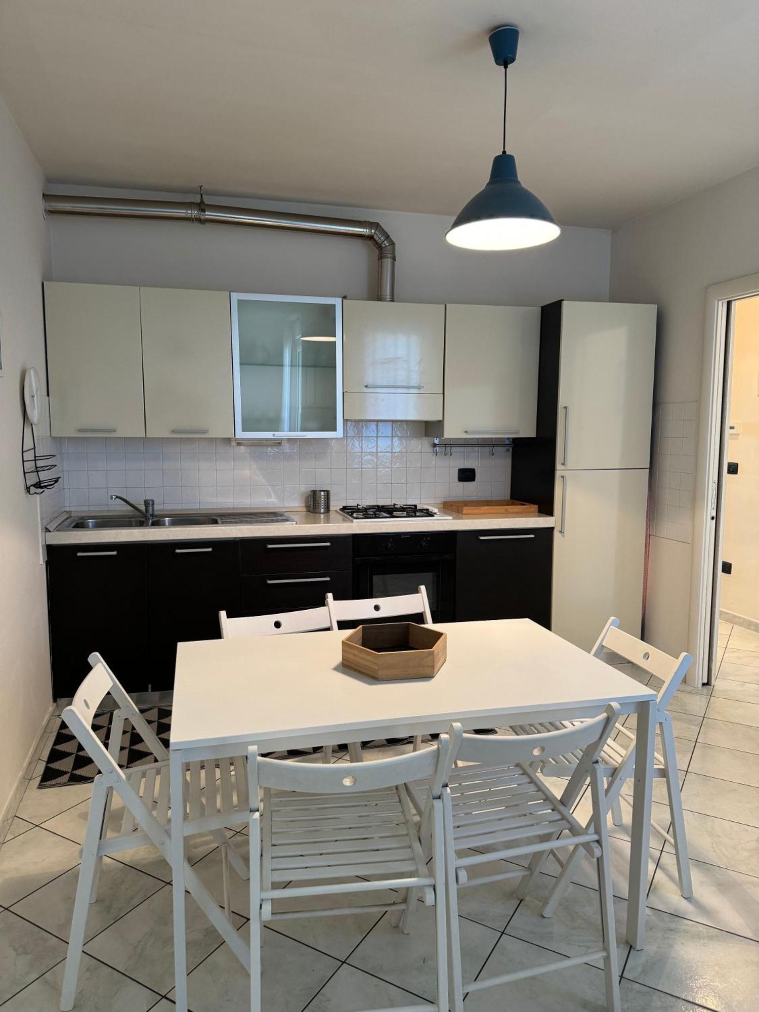 Cytrus Apartament Villa Marina di Massa Buitenkant foto