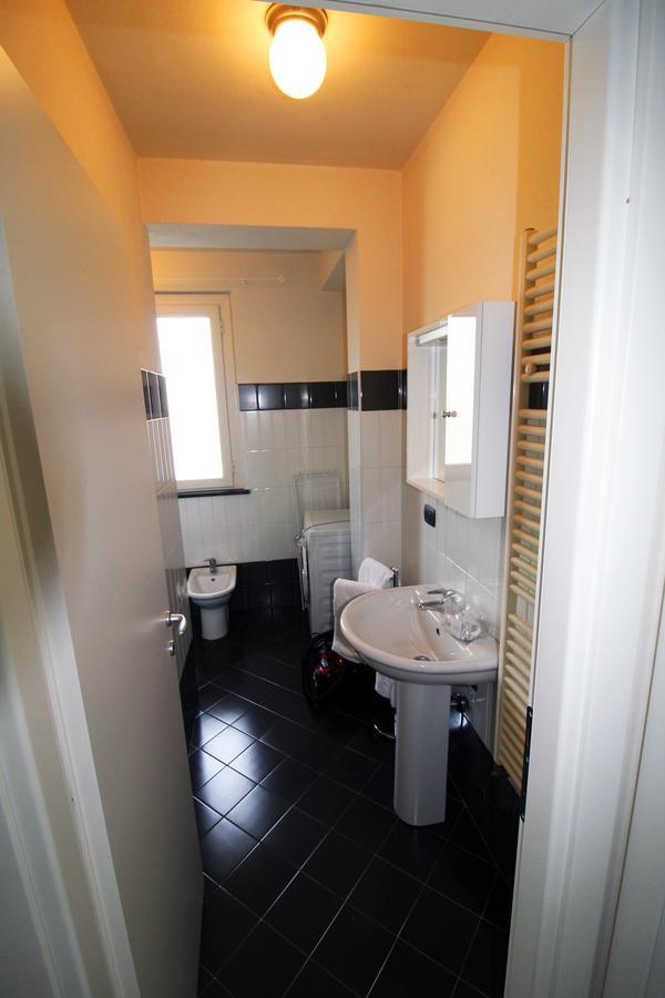 Cytrus Apartament Villa Marina di Massa Buitenkant foto